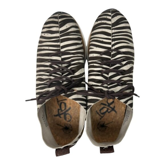 OTBT Alstead Lightweight Women's Zebra Leather Sneakers Athleisure Size 9M Comfy - Picture 6 of 13